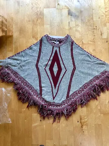 그레이 와인 레드 판초