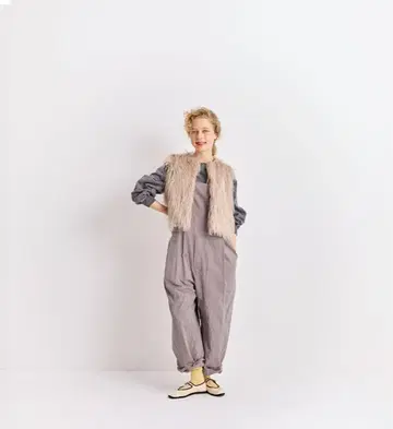 veritecoeur 슬리브리스 베스트 퍼 모카 베이지 새상품