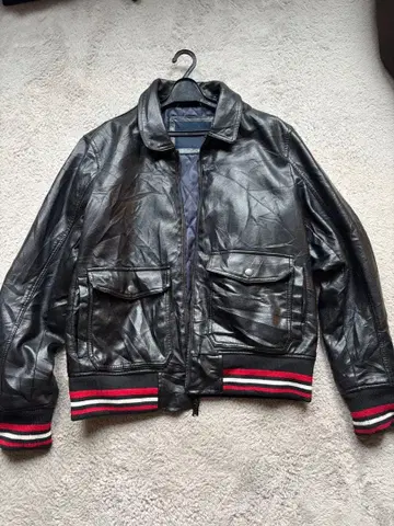 TOMMY HILFIGER 블랙 가죽 자켓