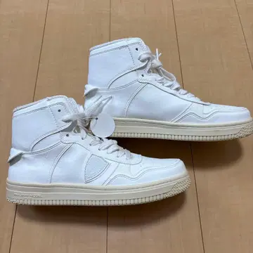 [ 새상품 ] PHILIPPE MODEL 하이컷 스니커즈