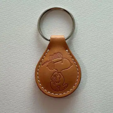 피넛 호텔 3주년 기념 키링 스누피