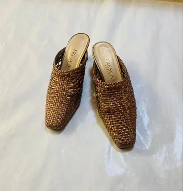 FRESCA 브라운 뮬 24cm