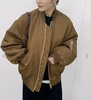 JOURNAL STANDARD 퍼 MA1