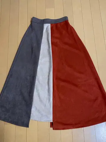 Dou Dou 플레어 스커트