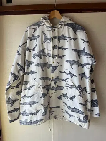 빈티지 상어 프린트 후드 부착 자켓