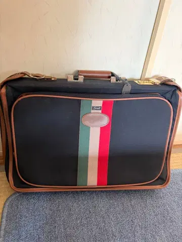 네이비 스트라이프 비즈니스 백