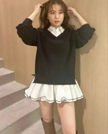 새상품 완판템 릴리 브라운 셔츠 도킹 프릴 미니 원피스