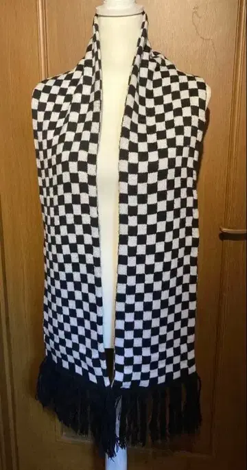 체커 패턴 롱 머플러 겨울용 & 퍼 장갑 세트 중 151