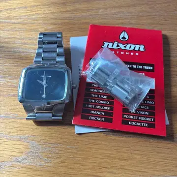 NIXON 더 스몰 플레이어 실버 손목시계 닉슨