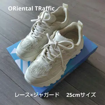 [ 미사용품 ] 오리엔탈 트래픽 레이스 패턴 스니커즈 25cm 사이즈