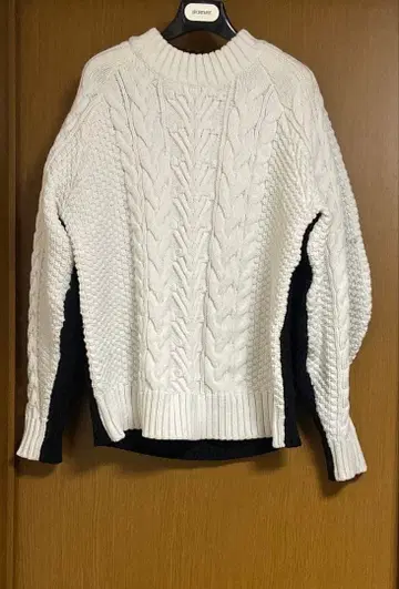 stumbly 스탬블리 투톤 니트