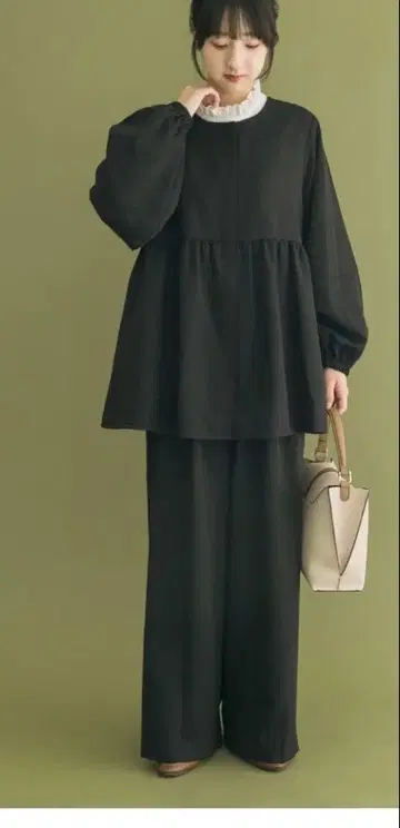 어반 리서치 자켓 프릴 상의 x 팬츠 세트