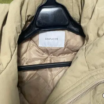 SIMPLICIT 후드 부착 베이지 롱 자켓