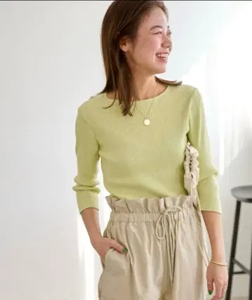 라이트 그린 오부 소매 니트