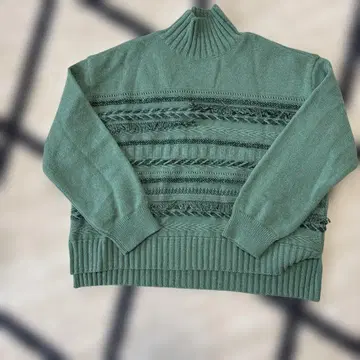 COOHEM 그린 터틀넥 스웨터