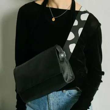 이아파피요네 와이드 테이프 숄더백 바디백 달마시안 패턴