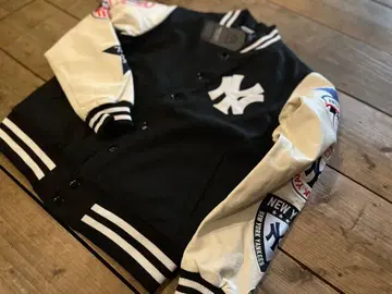 미사용 새상품 majestic 뉴욕 양키스 바시티 자켓