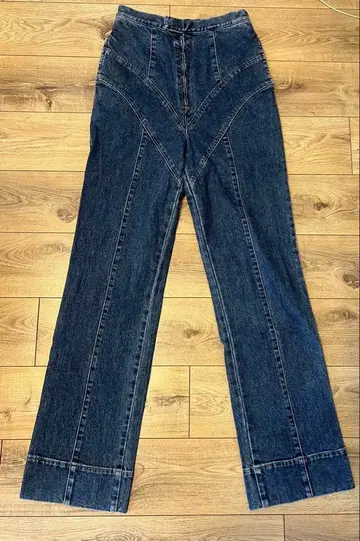 FETICO WASHED HIGH RISE STRAIGHT JEANS