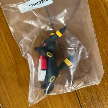 포켓몬 제일복권 F상 길거리 산책 찰랑 프렌드 블래키