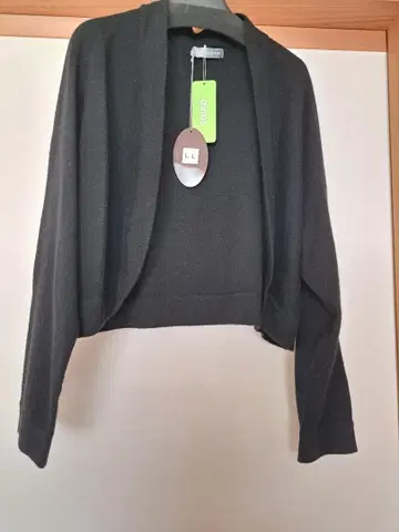 [ 미사용 새상품 ] DAMAcollection/캐시미어 볼레로 블랙