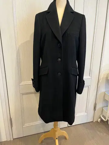 새상품급 레꼬빵 캐시미어 100 롱 코트 테일러드 칼라 블랙 44