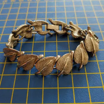 빈티지 나뭇잎 모티브 실버톤 팔찌