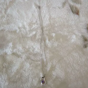 GNOCE 실버 하트 목걸이