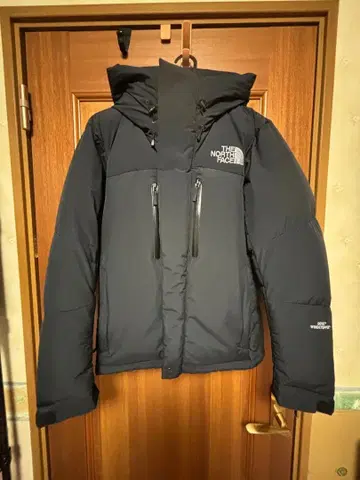 THE NORTH FACE 블랙 다운 자켓