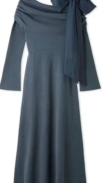 SNIDEL 오프숄더 리본 원피스 니트