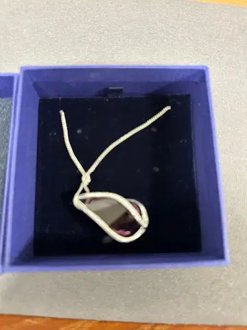 SWAROVSKI 보라색 크리스탈 펜던트 목걸이