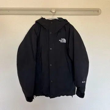 THE NORTH FACE 블랙 다운 자켓