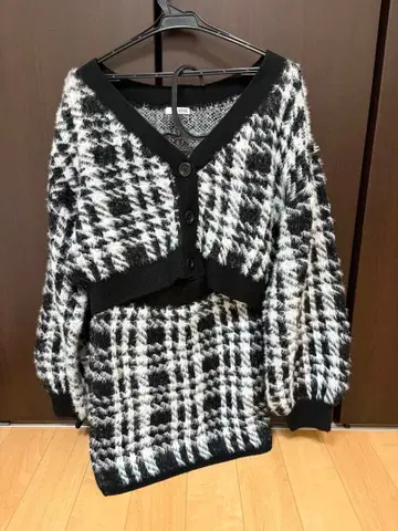 GYDA 제이더 샤기 CHECK PATTERN MIX 니트