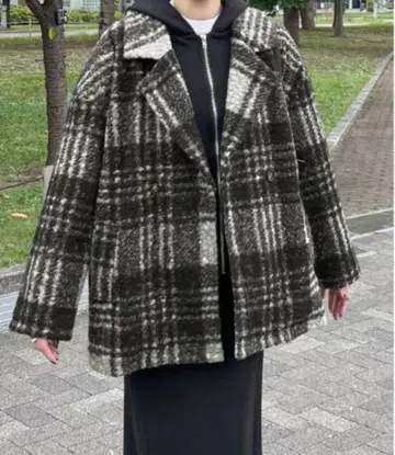 링 보아 체크 무늬 더블 자켓