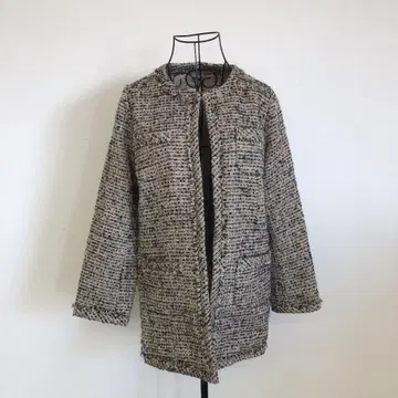 테치치 노카라 트위드 자켓 베이지 계열