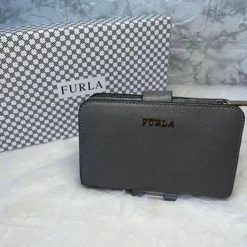 FURLA 그레이 접이식 지갑