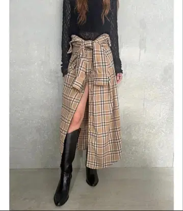 에고이스트 체크 무늬 스커트