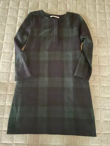 새상품급 Lokapala 로카팔라 울 원피스 블랙워치