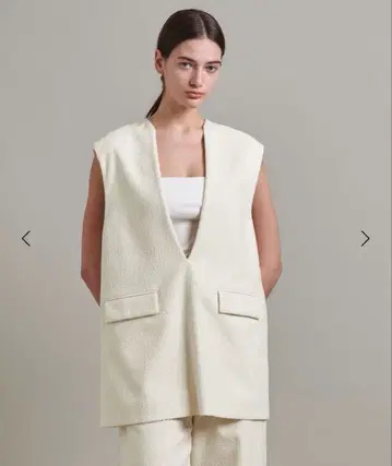 [ 미사용 새상품 ] LOEF 미니 루프 베스트 S