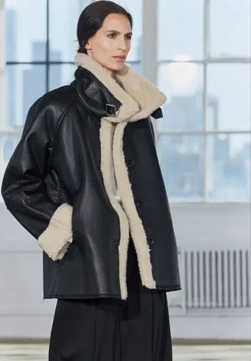 ZARA 리버서블 페이크 가죽 자켓 미사용 새상품 XS 방한