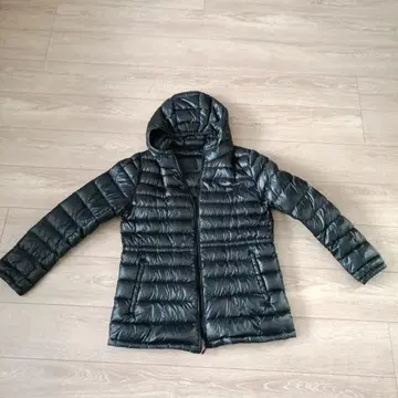 UNIQLO 후드 부착 블랙 다운 자켓 XL