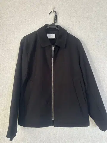 블랙 지퍼 캐주얼 자켓