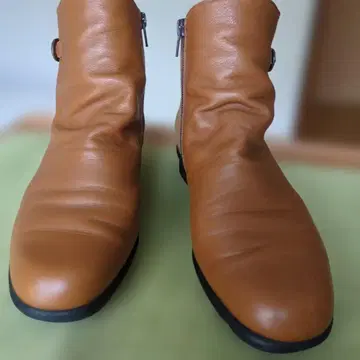 Relair 브라운 가죽 부츠