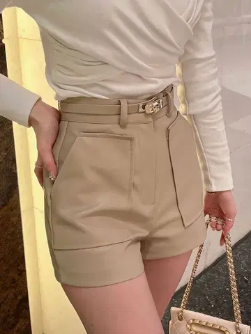 (QUNG)Toujours 벨트 쇼트 pt 베이지