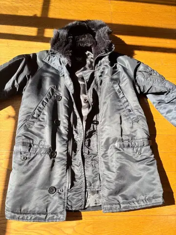 귀중 666 새상품급 모즈 코트