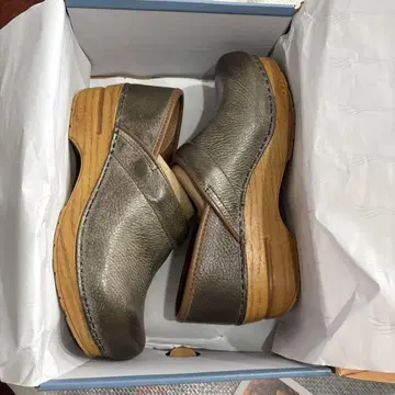 DANSKO 단스코 프로페셔널 37 미사용 새상품