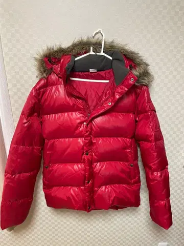 PLT x BASIC 빨간색 퍼 포함 다운 자켓