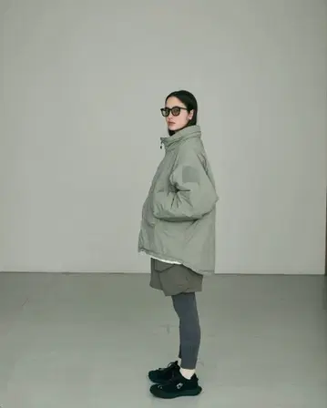 WILDTHINGS x CMF 해피 자켓 타입 1