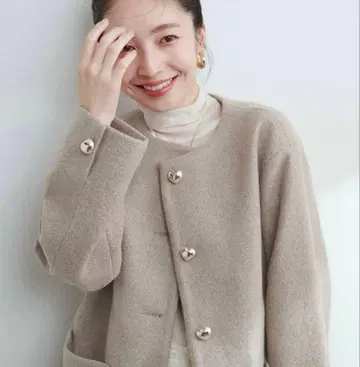 하트 단추 포근한 소재 코트 자켓 모카 내추럴 꾸뛰르