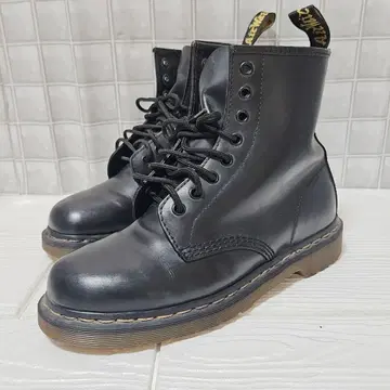닥터마틴 [ 26.0 ] 8홀 부츠 가죽 부츠 블랙