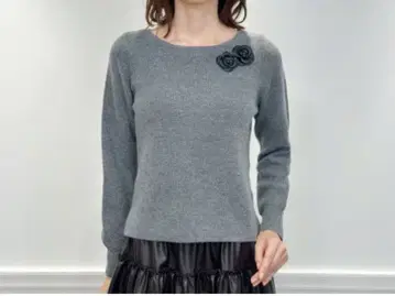 아베니르 울 캐시미어 플라워 모티브 니트 그레이 36